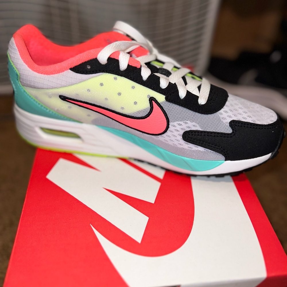 Nike Kids' Neon Pink and Black Sneakers